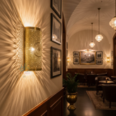 Applique murale en laiton à motifs géométriques marocains