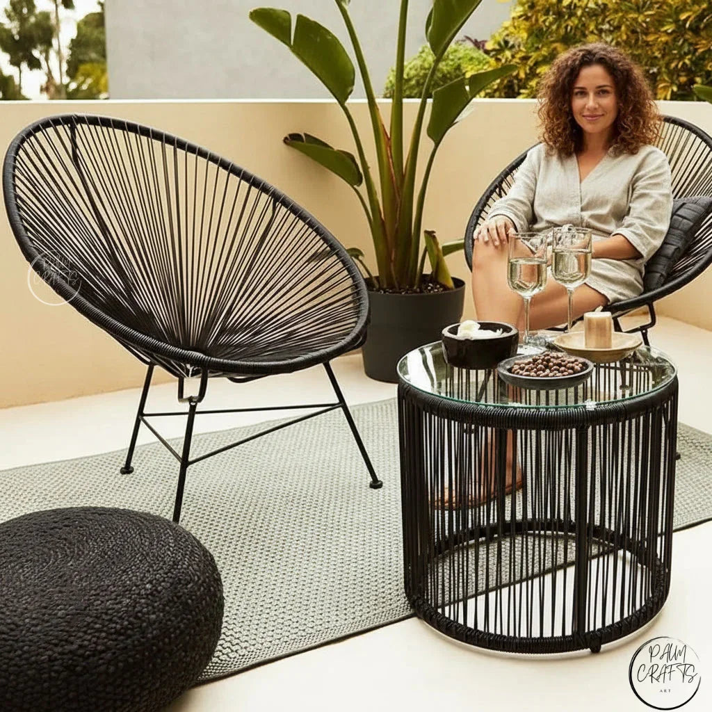 Ensemble de balcon élégant – Deux chaises en métal avec table ronde