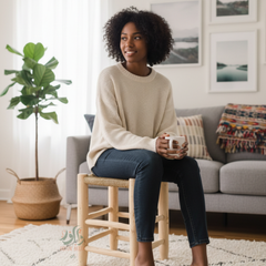 Tabouret artisanal en bois avec assise tressée à la main | Style naturel et élégant pour balcon et intérieur