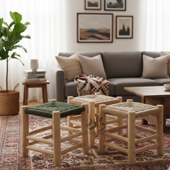Lot de 3 tabourets artisanaux en bois avec assise tressée | Design naturel et élégant pour balcon et intérieur